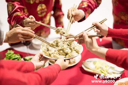 年夜饭的来历年夜饭特色和南北方不同差异