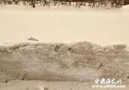 乌鲁木齐下黄雪是怎么回事乌鲁木齐气候环境怎么样